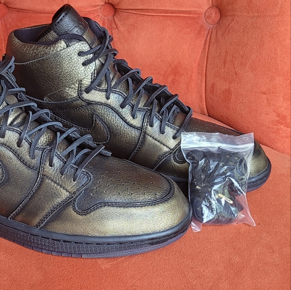 Air Jordan 1 Retro High 'Wings' AA2887-035  Sneaker Men's Size 9.5 - Picture 3 of 16